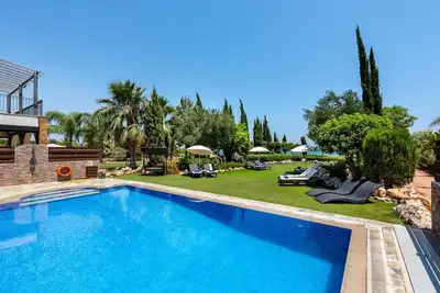 Image de Sea Front Villa Oceanus H3, Ezoria Villas