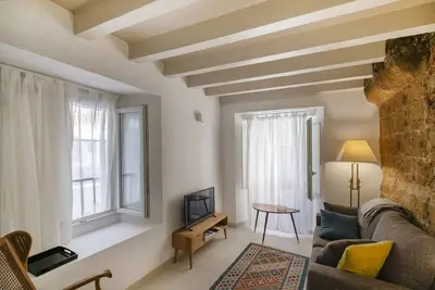 Image de Duplex La Muralla Medieval by Cadiz4Rentals