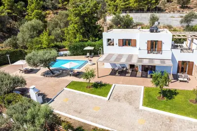 Image de Villa Krini Selini - Quatre Chambres Villa, Couchages 6