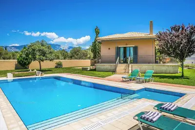 Image de Villa Regaliki - Deux Chambres Villa, Couchages 4