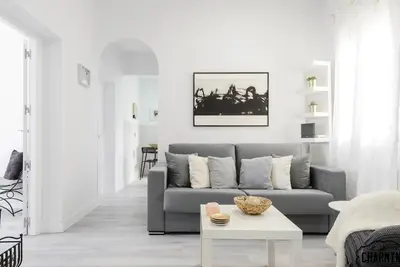 Image de Charming Antiques Market - Avec parking gratuit, 3 chambres, 2 salles de bain