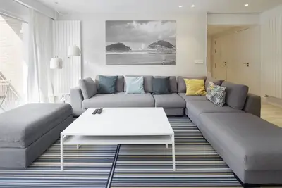 Kimu --- Basque Stay