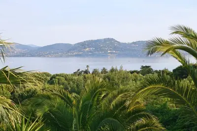 Image de Belle maison vue mer panoramique-plage et village à pied