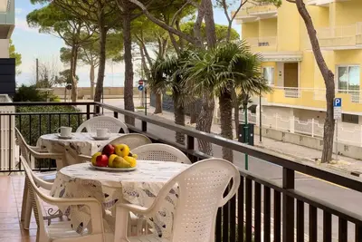 Image de Appartement de vacances avec balcon et climatisation