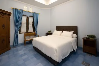 Image de Le design colonial se marie bien avec le caractère javanais chez Clemmie Huis Yogyakarta