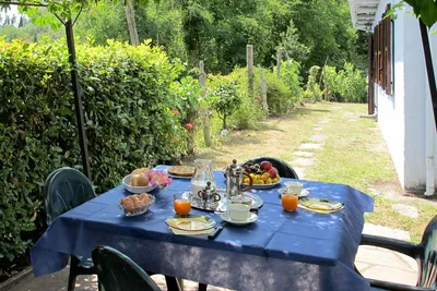 Image de Merveilleuse maison de vacances privée pour 5 personnes avec Wifi, Tv et patio