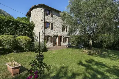 Image de Belle maison de vacances privée pour 8 personnes avec Wifi, Tv, patio, animaux admis et parking