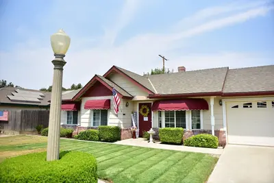 Image de Charming Family House Near Sequoia Park