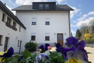 Image de Appartement 5 étoiles 1. Étage supérieur, 2-4 p. , 2 chambres, WiFi via Dsl, Bad Brambach Radonbad