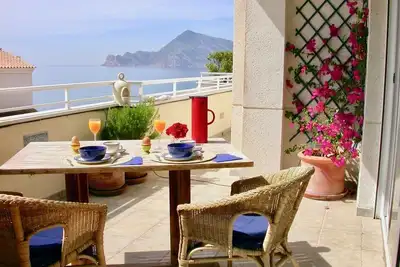 Image de Attique Aura de Athena