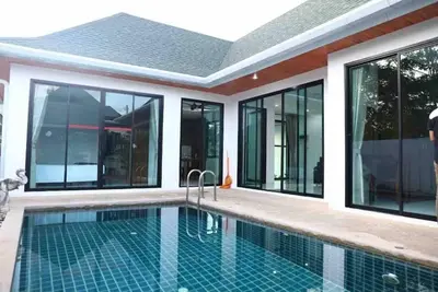 Image de Villa 2 Chambres avec Piscine par SangaVillas (D)