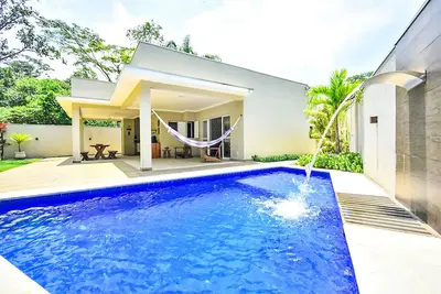 Image de Belle maison avec piscine 10 personnes