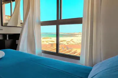 Front de mer et vue mer fabuleuse. Sun Beach et Relax.