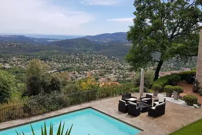 Image de 9 pers 220 m²Authentique mas provencal l’ Ostal