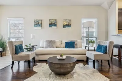 Image de Maison meublée 3br / 2ba