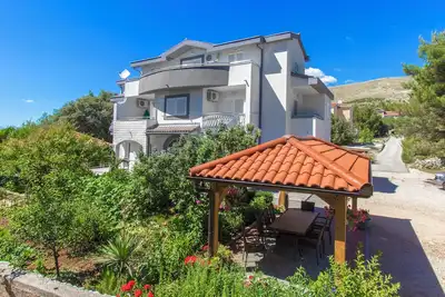 Image de Apartments Vesna A-2 type 2+2 Grebastica