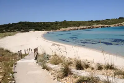 Image de Magnifique maison sur 2 niveaux à Minorque, juste au-dessus de la plage