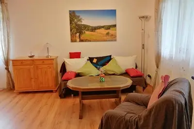 Image de Maison de vacances moderne à 50m du célèbre Rennsteig avec une douche en étoile