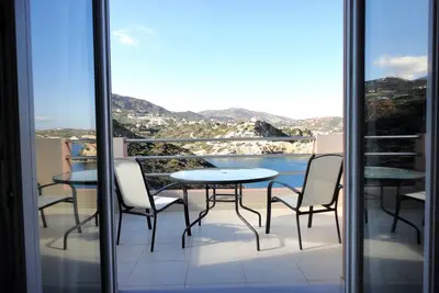 Image de \"Alkyon\" View Luxury Villa in Made