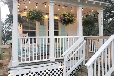 Image de Katrina Cottage of Perdido Beach **public boat launch 1 blk away**