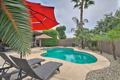 Image de Nouveau! Maison surprise avec piscine et patio: golf + randonnée!