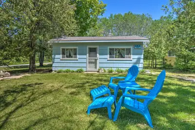 Image de Nouveau! Escapade en chalet acceptant les animaux domestiques au lac Charlevoix!