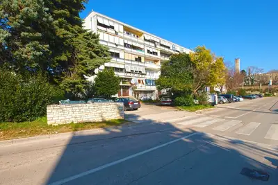 Image de Apartment 1995/28135 (Istria - Pula), 750m from the beach