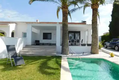 Image de Fabolous Villa 2 chambres avec piscine privée, climatisation complète