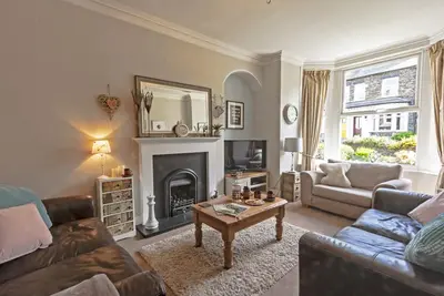 Image de Stylish 4 bedroomed cottage with games room, 2 minute walk to Bowness high st