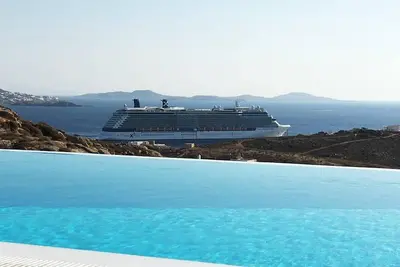 Image de Lux Sunset Villa Kalimera 3br piscine à débordement et vue