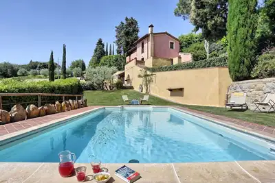 Image de Belle maison de vacances privée avec Wifi, climatisation, piscine privée, Tv, patio, parking