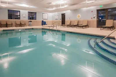 Image de Studio accessible aux personnes à mobilité réduite à seulement 20 minutes des chutes du Niagara! | Petit déjeuner gratuit