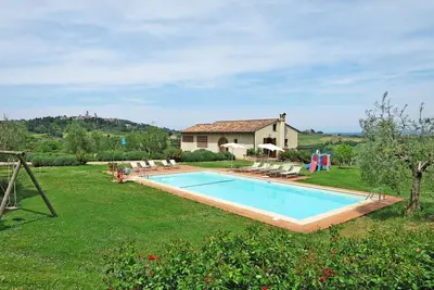 Image de Maison de vacances privée avec Wifi, piscine privée, climatisation, Tv, terrasse, vue panoramique