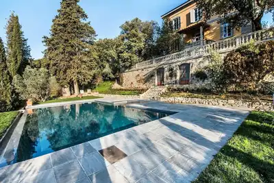 Image de Maison de vacances privée avec piscine privée, Wifi, climatisation, Tv, patio, parking