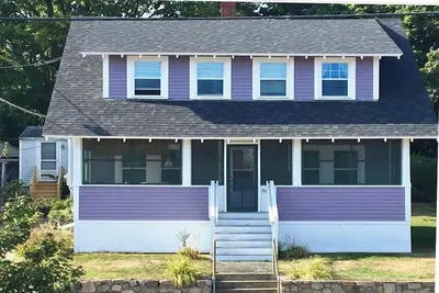 Image de À quelques pas de la plage et du centre-ville. 4 chambres, parking gratuit