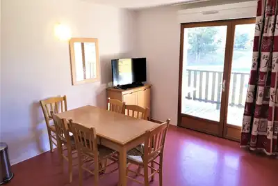 Image de Appartement rénové avec balcon et parking à La Joue du Loup