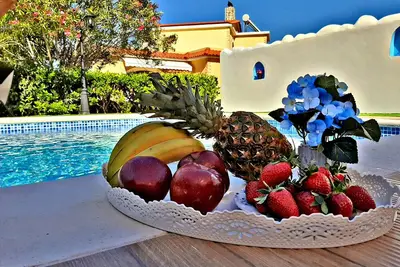 Image de Villa de Luxe Nicole avec Piscine Privée