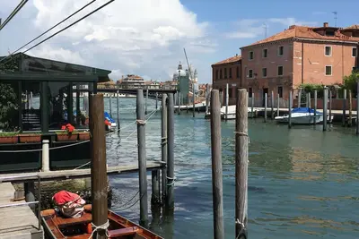 Image de Appartement Familial Avec Vue Canal