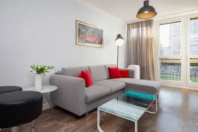 Image de Pereca 2 | Modern Grey Apartment | Warsaw Center