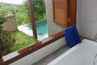 Image de Villas avec vue sur la colline et la mer