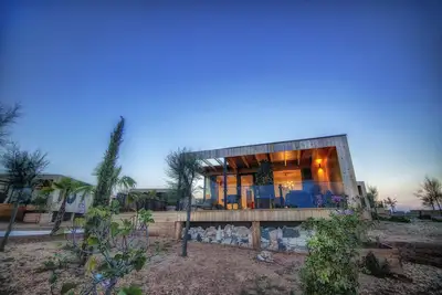 Image de Villa à Zrce, près de la plage, sports nautiques, festival, fête, wifi gratuit, jusqu'à 6 personnes.