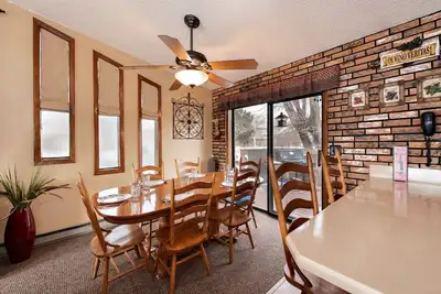 Image de Accueil familial loin de chez soi; près de Glenwood Caverns, sources chaudes et ski