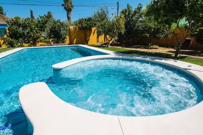 Image de Villa Los Naranjos, oasis avec jacuzzi à 15 minutes de Séville