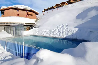 Image de Agréable appartement pour 6 personnes avec Wifi, piscine, Tv, terrasse, animaux admis et parking