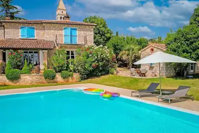 Image de Bel appartement dans une maison de vacances avec climatisation, Wifi, piscine, Tv et terrasse