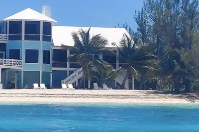 Image de Coco Bay House + Private Beach + Near Public Dock + Green Turtle Cay