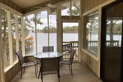 Image de La cabine Cajun - Nouvelle inscription dans la région du lac Mid - Vues incroyables!