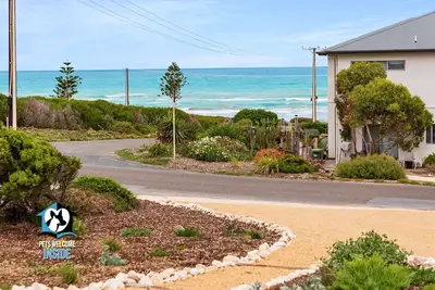 Image de Refroidir Beachside Retreat avec une vue magnifique sur l'océan!