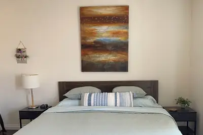 Image de Appartement entier au coeur du centre-ville de l'Alhambra Ca