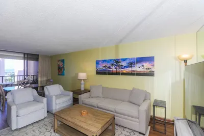 Image de Discovery Bay, moderne et élégant. Votre maison loin de chez vous!